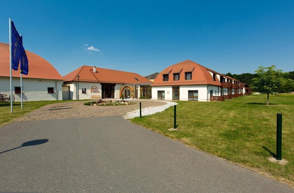 Gaestehaus Kloster Nimbschen Grimma Exteriör bild